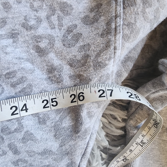 Calvin Klein Women's Size XLarge Leopard Animal Print Cowl Neck Sweatshirt Box2 - Picture 10 of 12
